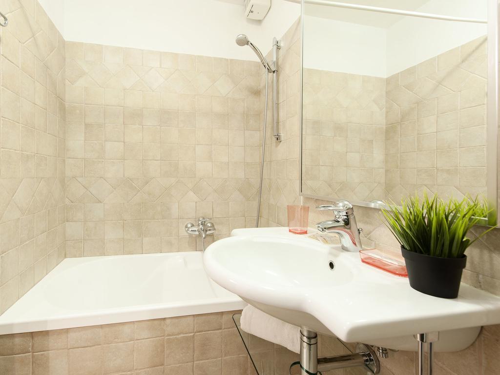 Coral Flat Colosseo โรม ห้อง รูปภาพ